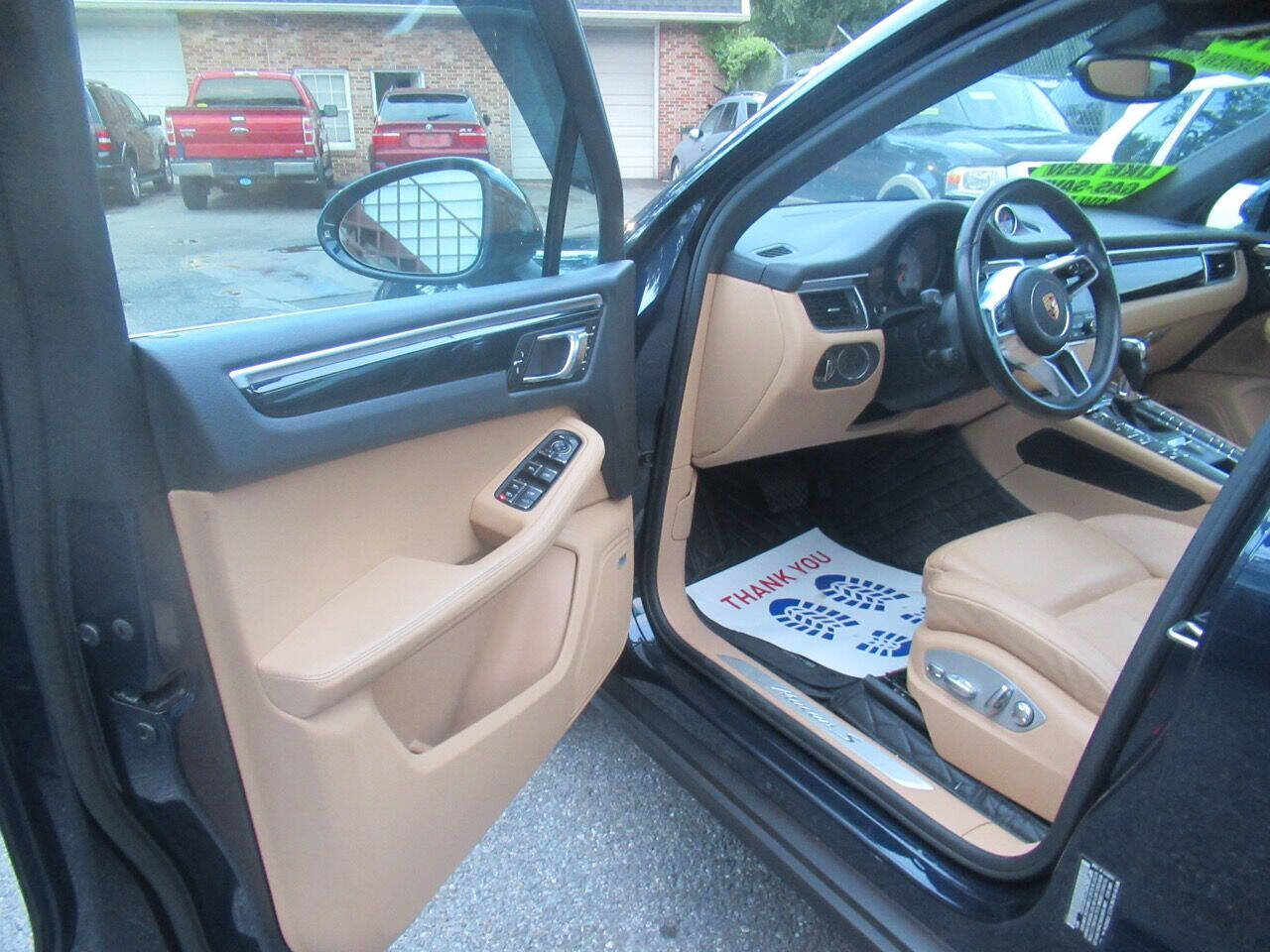 Used 2018 Porsche Macan S image 29