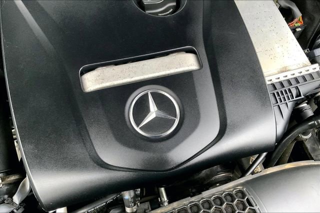 Used 2018 Mercedes-Benz GLC 300 4MATIC image 29