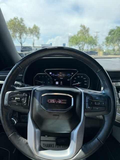 Used 2021 GMC Yukon XL SLT w/ SLT Luxury Plus Package AWD/4WD image 12
