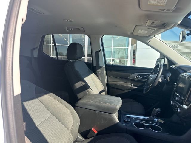 Used 2020 Chevrolet Traverse LT image 8