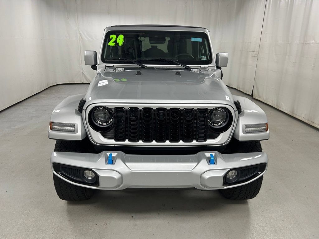 Used 2024 Jeep Wrangler High Altitude AWD/4WD image 4