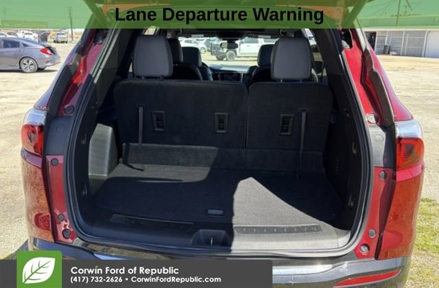 Used 2023 Buick Enclave Essence w/ Experience Buick Package image 10