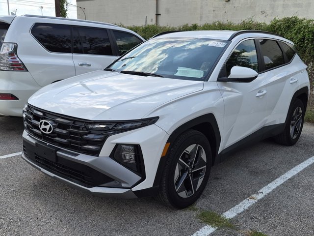 Used 2025 Hyundai Tucson SEL FWD image 3