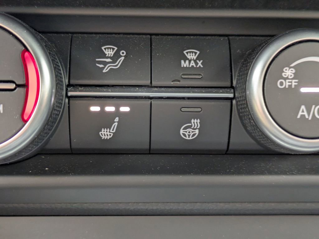 Used 2022 Alfa Romeo Stelvio Quadrifoglio w/ Active Assist Plus Package image 27