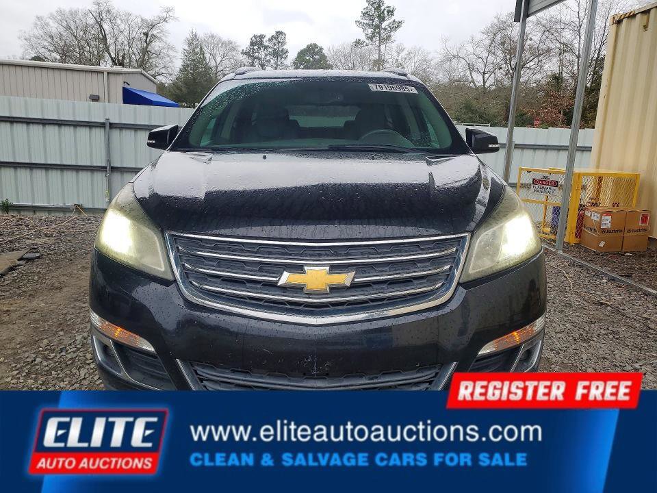 Used 2015 Chevrolet Traverse LT image 9
