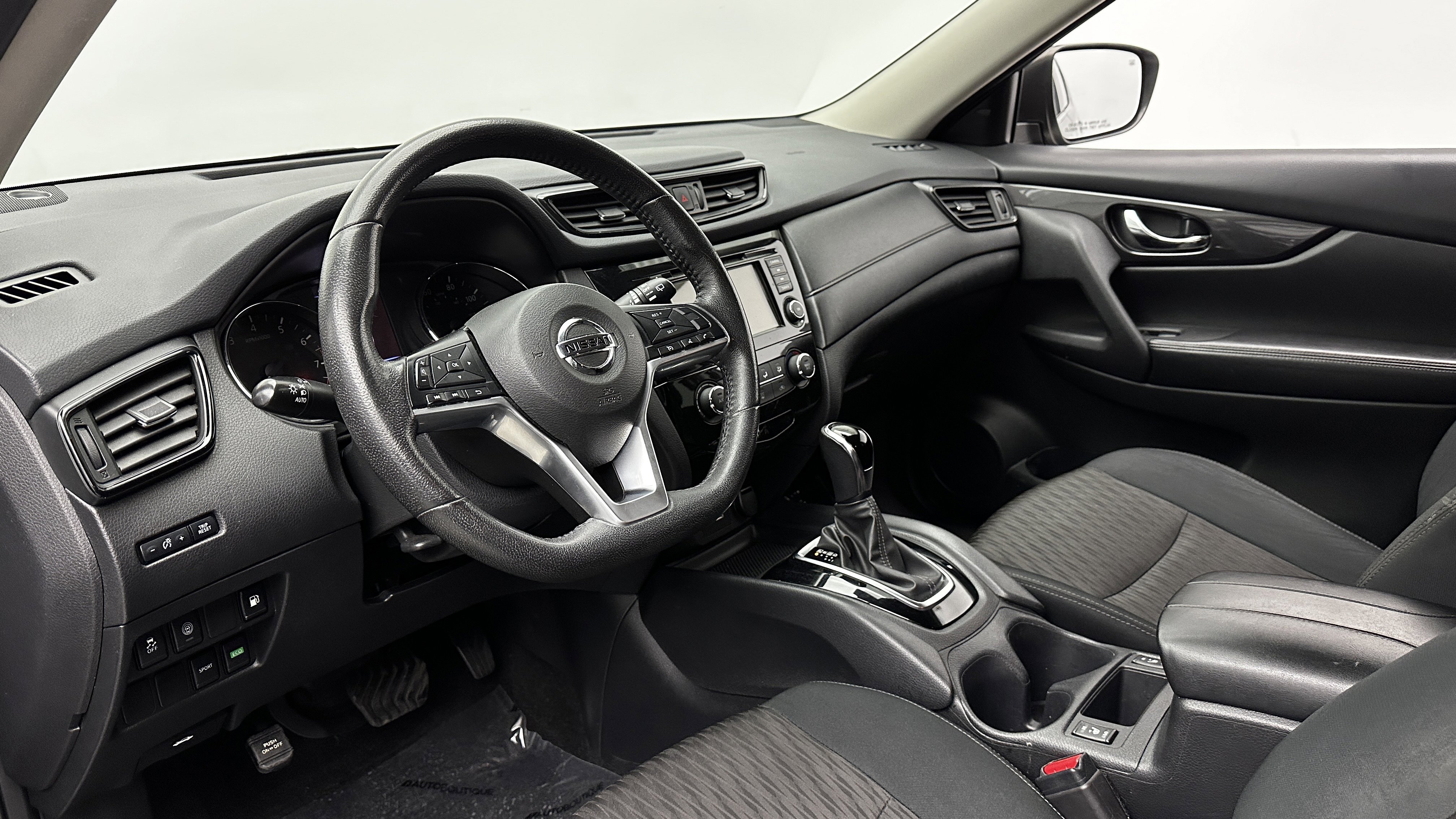 Used 2019 Nissan Rogue S w/ Special Edition Package image 8