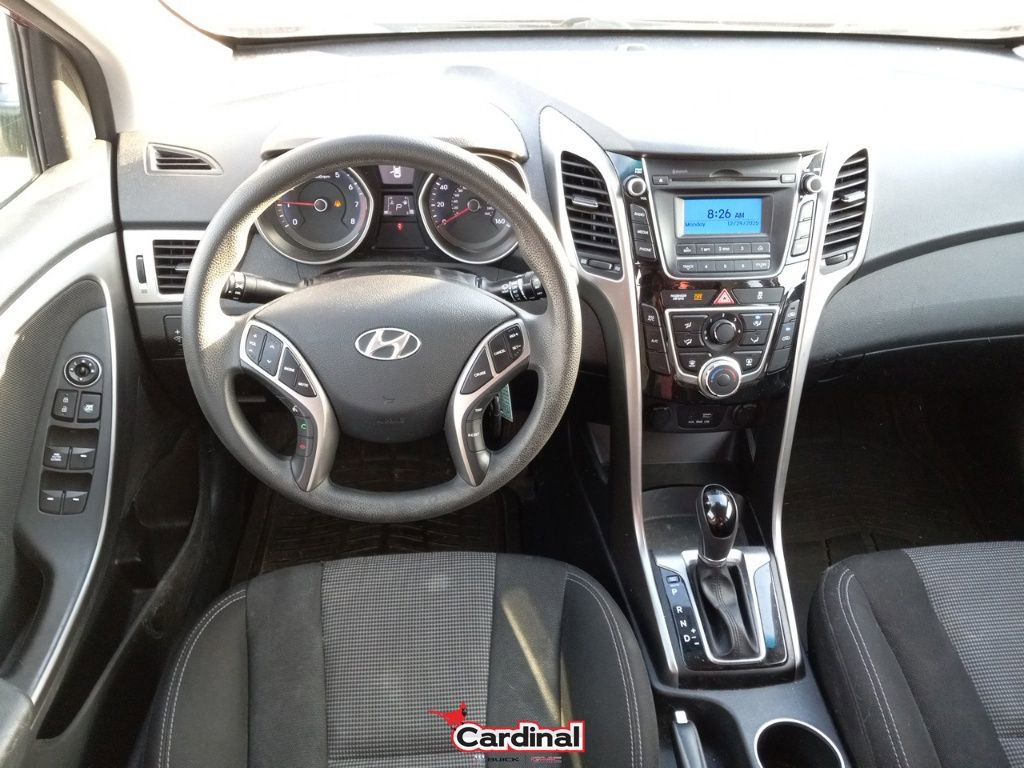 Used 2017 Hyundai Elantra GT image 20