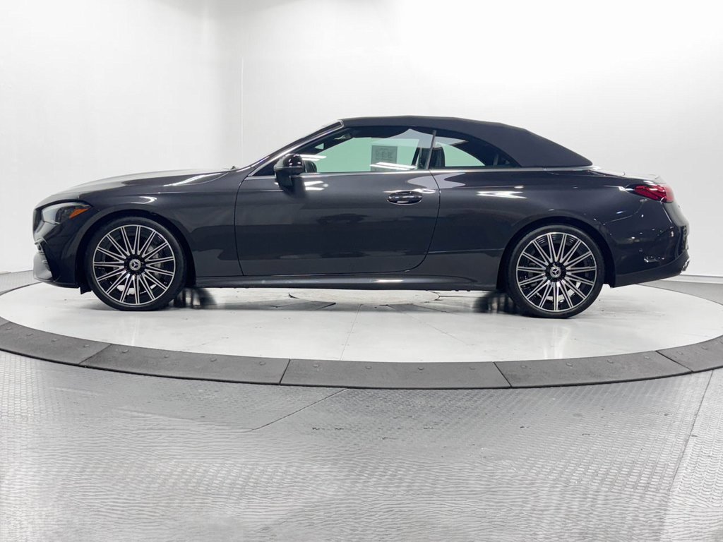 Certified 2024 Mercedes-Benz CLE 300 4MATIC Cabriolet w/ Driver Assistance Package image 4