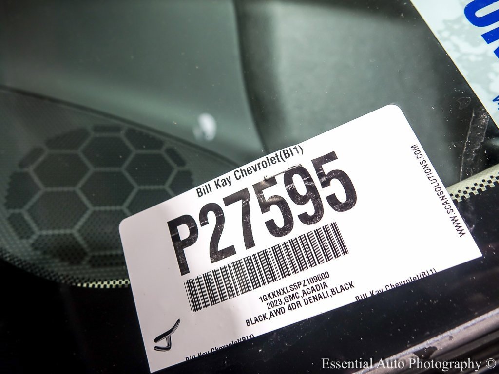 Certified 2023 GMC Acadia Denali w/ Denali Ultimate Package image 40