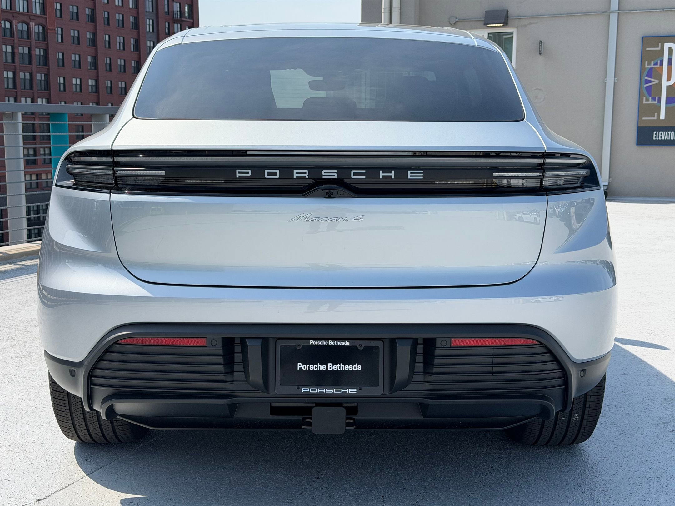 New 2026 Porsche Macan 4 Electric AWD/4WD image 6
