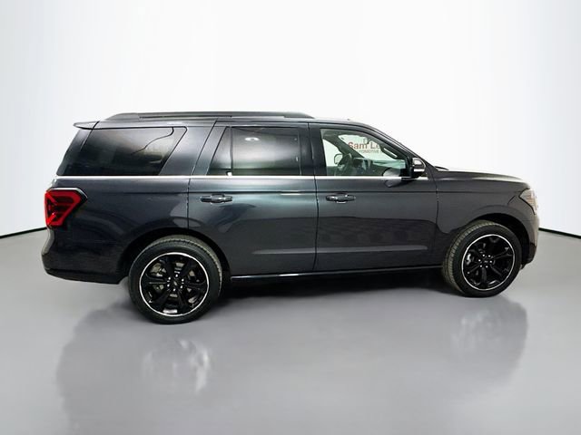 Used 2024 Ford Expedition Limited image 8