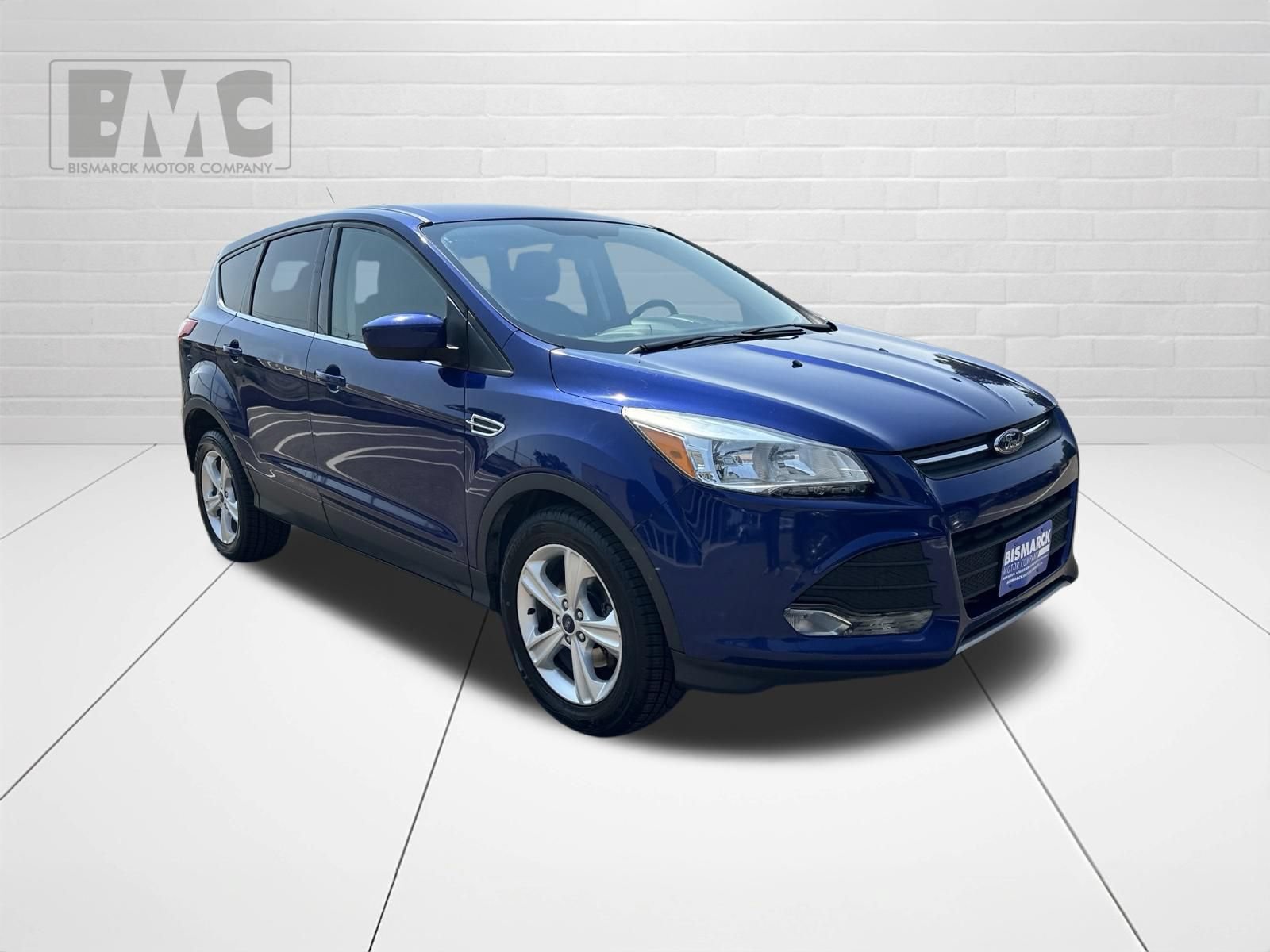 Used 2015 Ford Escape SE FWD image 2