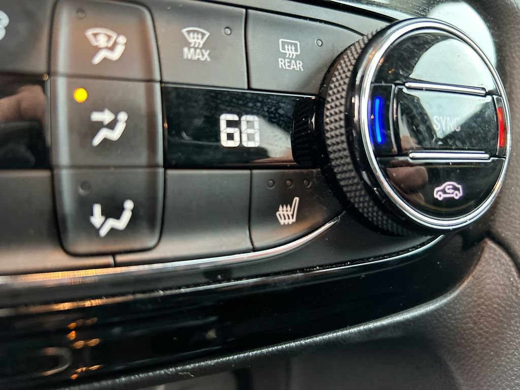 Used 2023 Buick Encore GX Select w/ Sport Touring Package FWD image 30