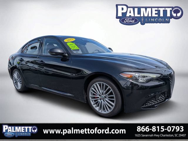 Used 2019 Alfa Romeo Giulia Ti w/ Quick Order Package 22X Lusso AWD/4WD image 1