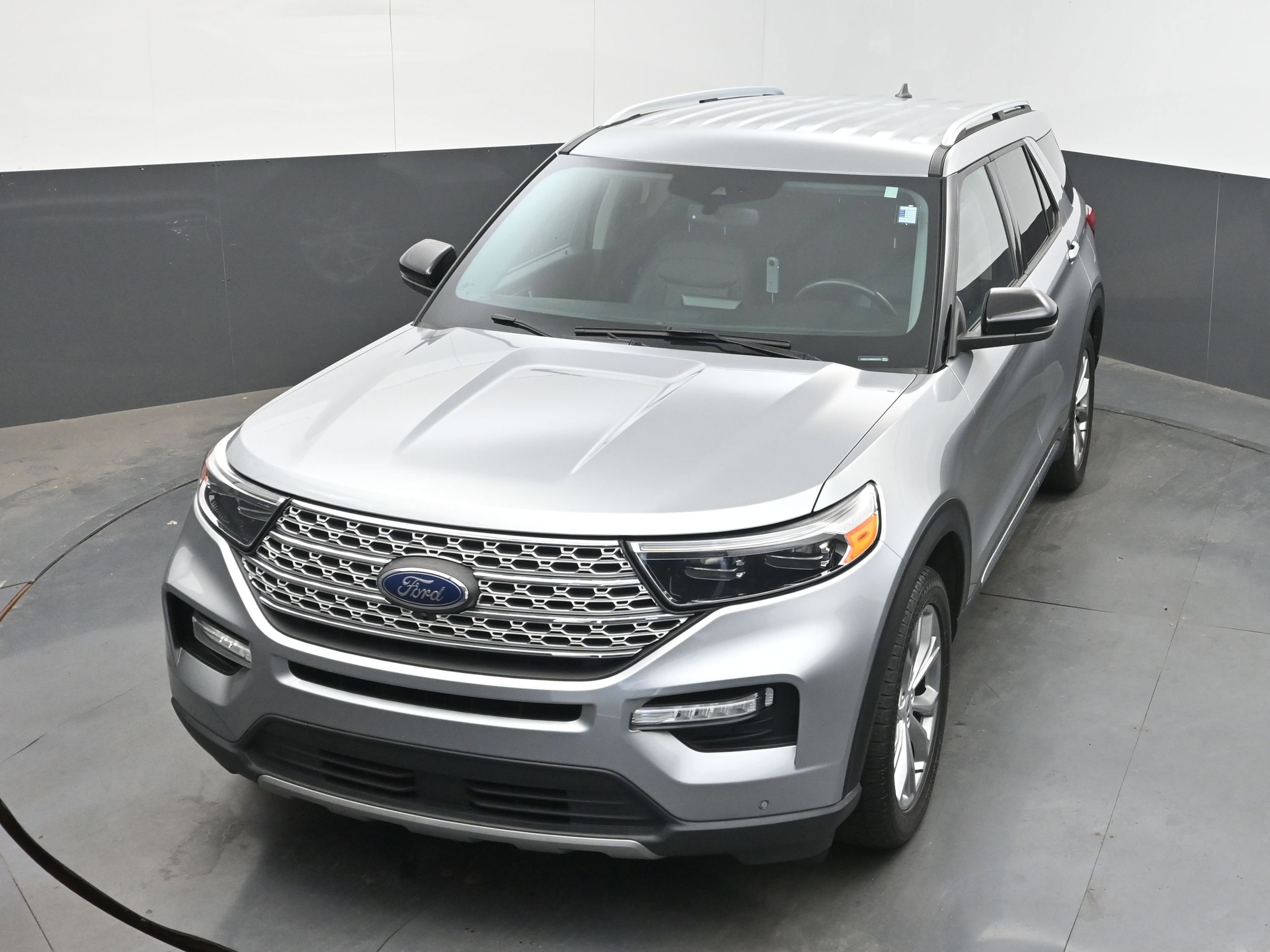 Used 2021 Ford Explorer Limited w/ Equipment Group 301A image 35