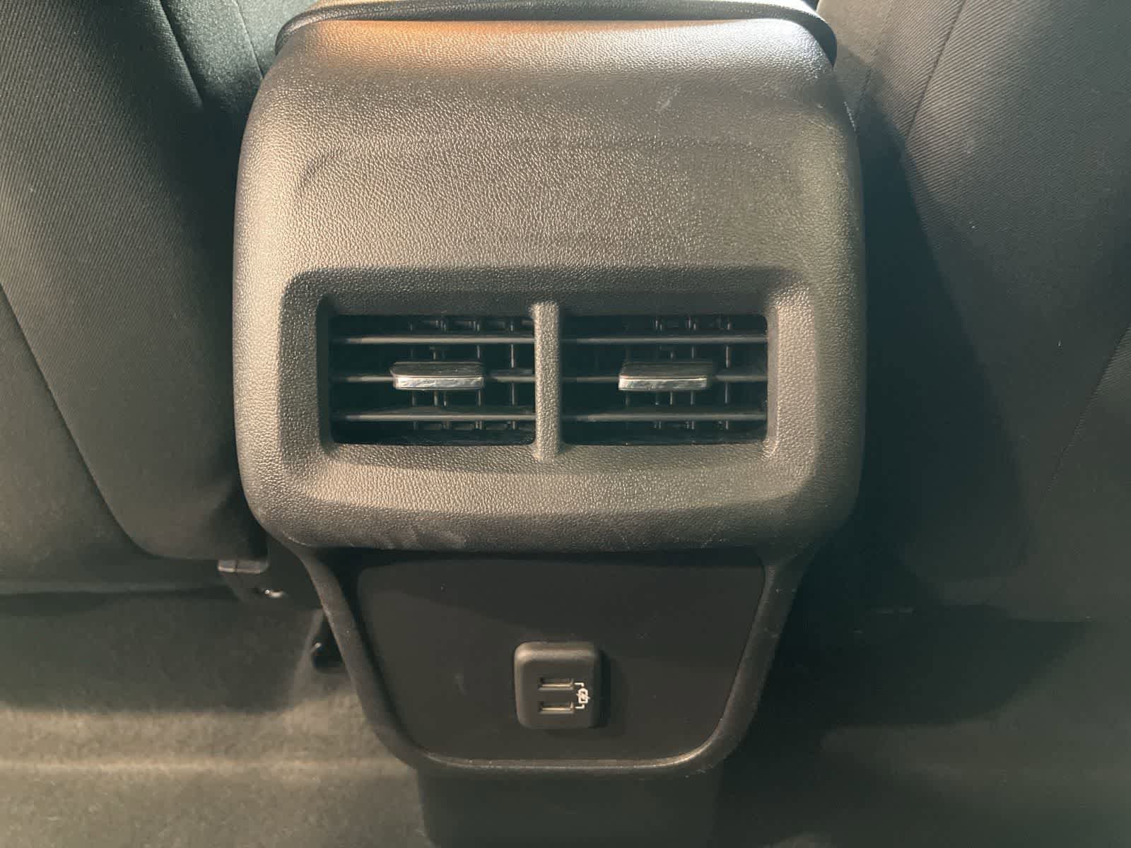 Used 2024 Chevrolet Equinox LT image 24
