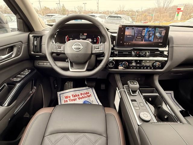 New 2026 Nissan Pathfinder Platinum image 23