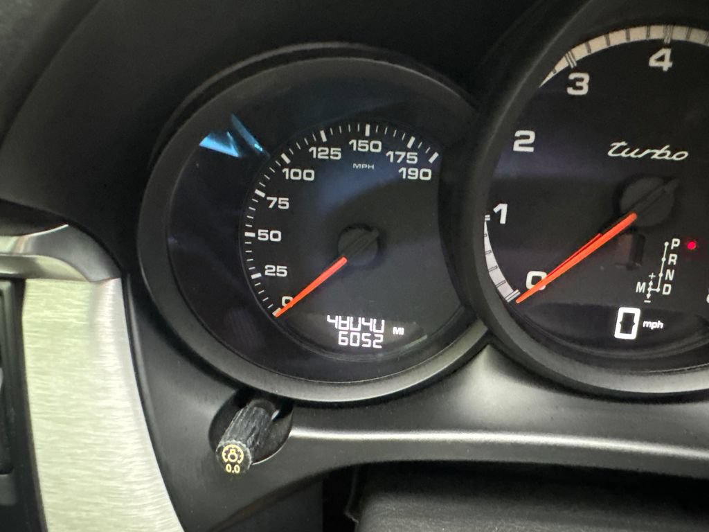 Used 2020 Porsche Macan Turbo AWD/4WD image 59