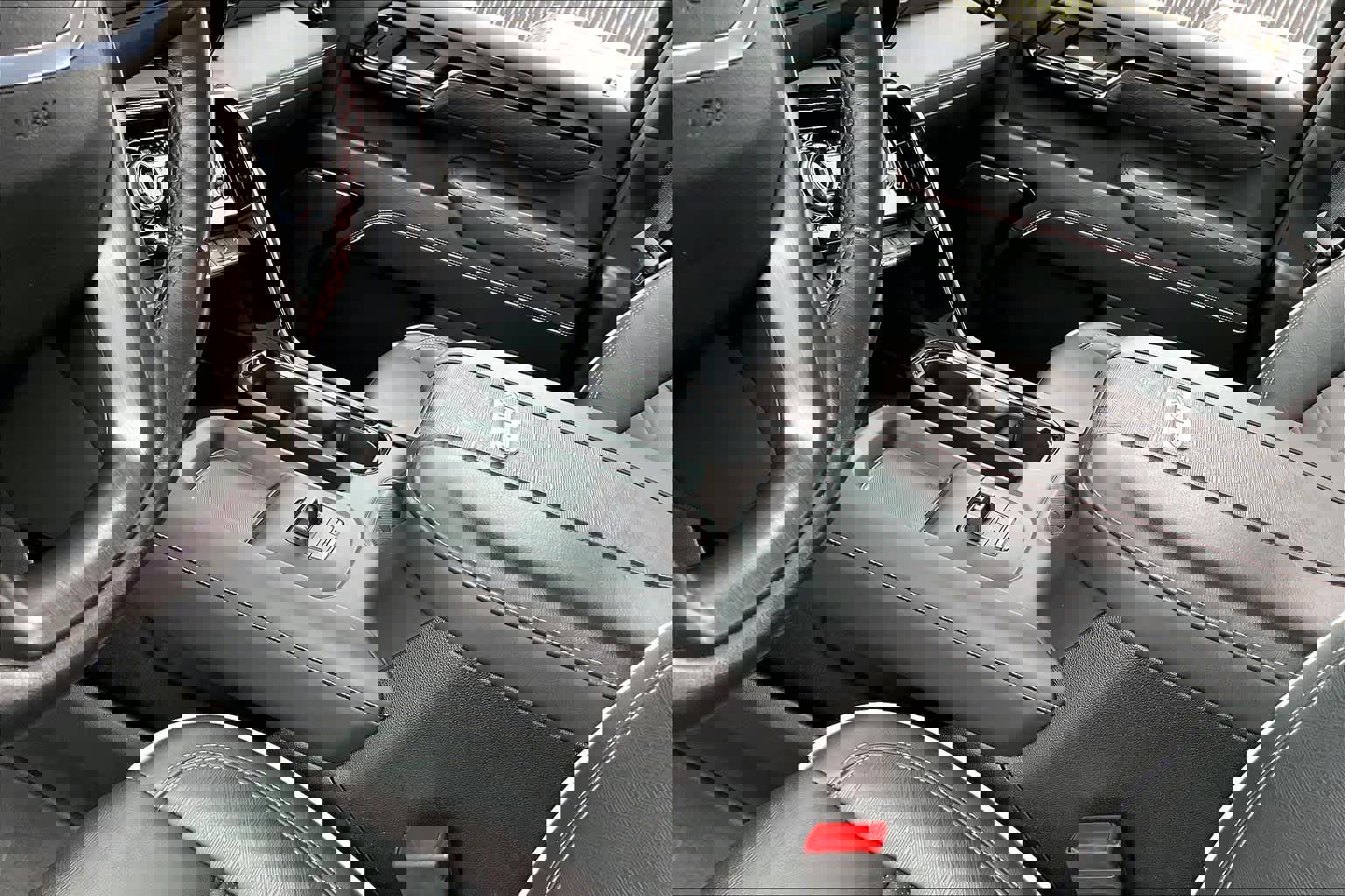 Used 2024 GMC Sierra 2500 AT4X image 18