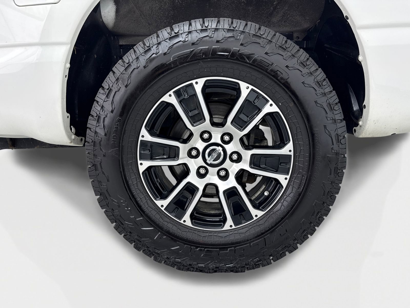 Used 2022 Nissan Titan SV AWD/4WD image 50