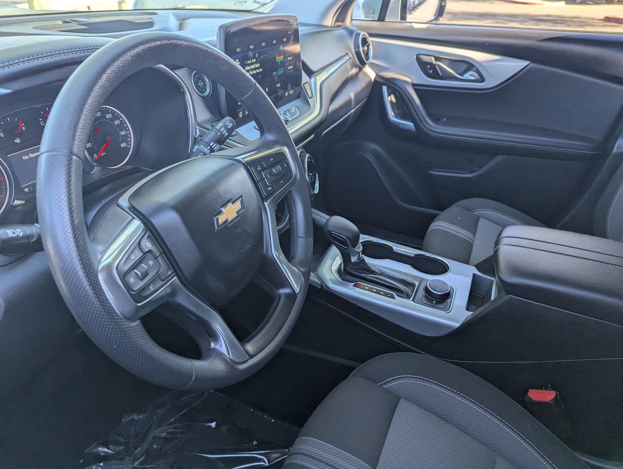 Used 2025 Chevrolet Blazer LT image 12