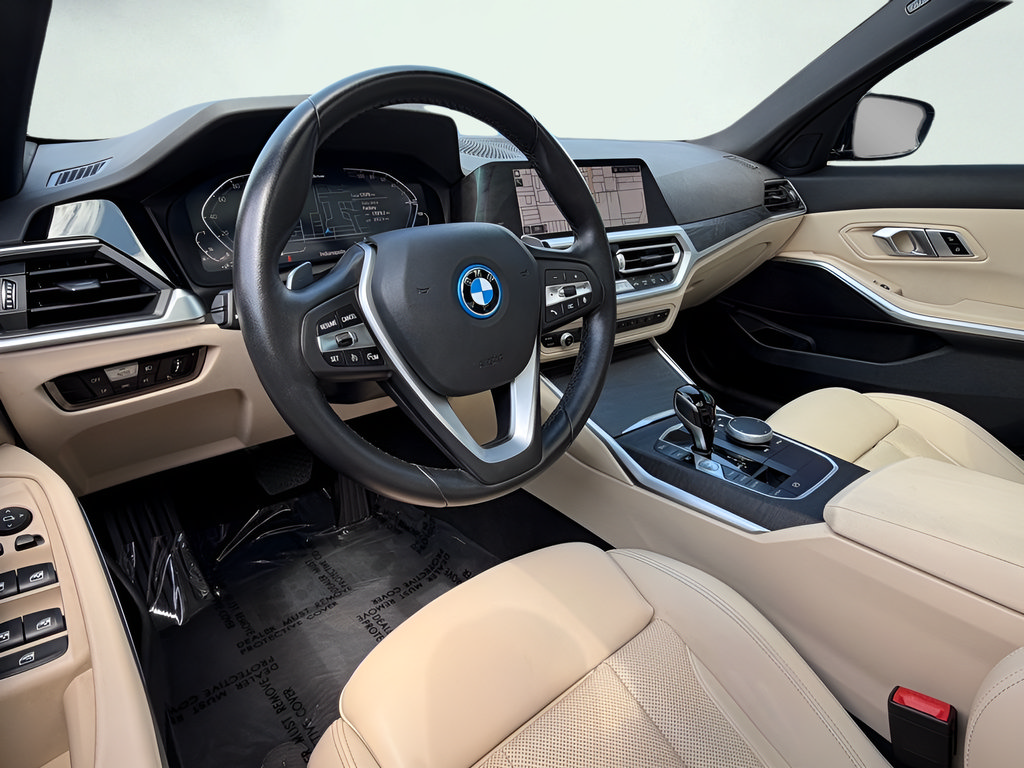 Used 2022 BMW 330e RWD image 15