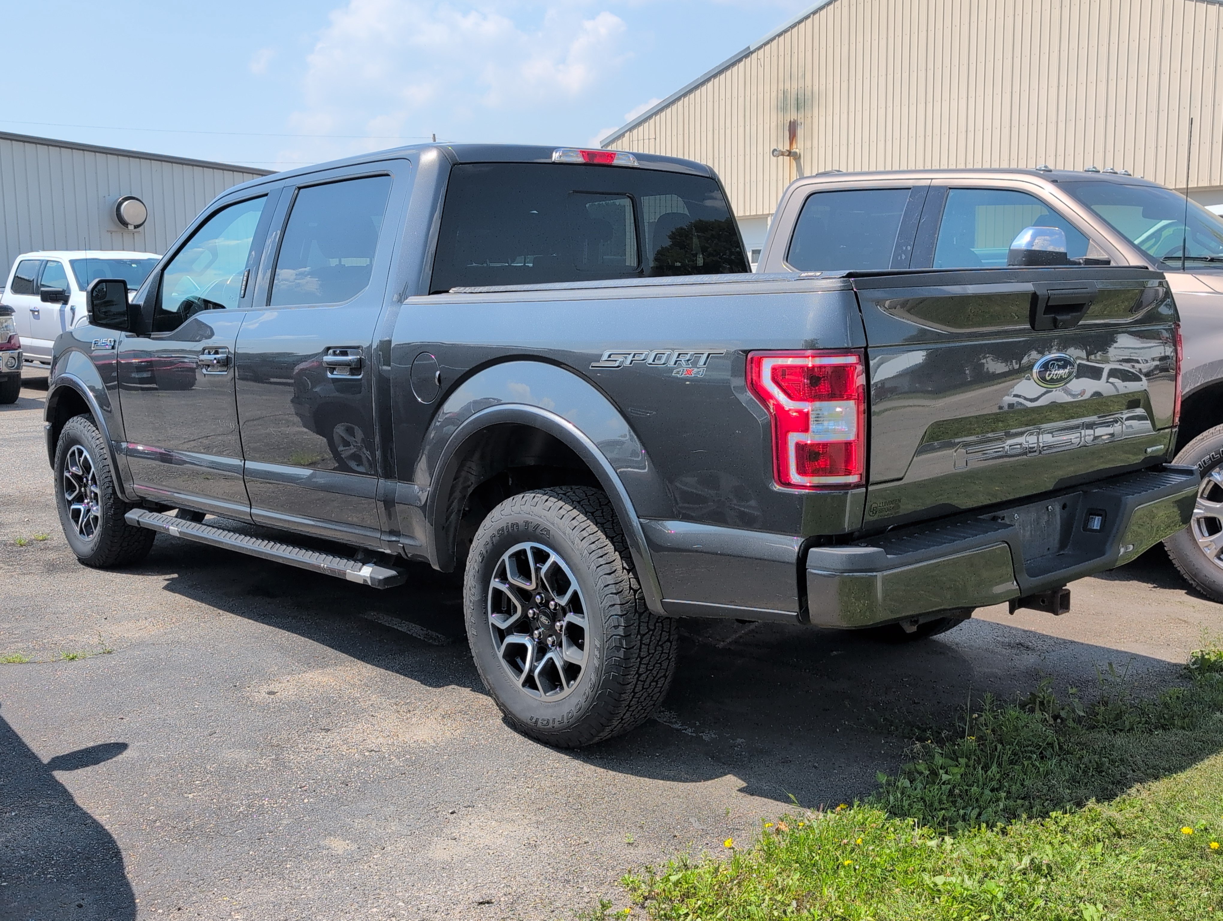 Used 2020 Ford F150 XLT w/ Equipment Group 302A Luxury AWD/4WD image 3