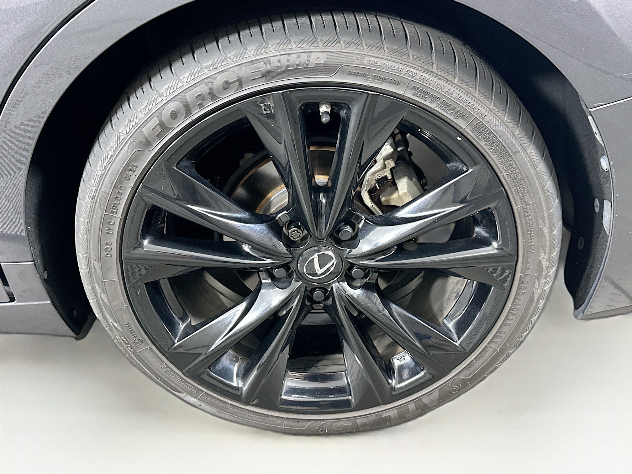 Used 2023 Lexus ES 350 F Sport w/ Accessory Package (Z2) FWD image 11