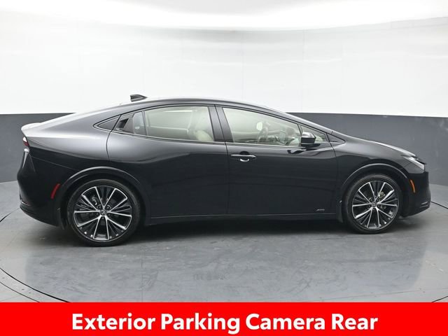 Used 2024 Toyota Prius XLE image 8