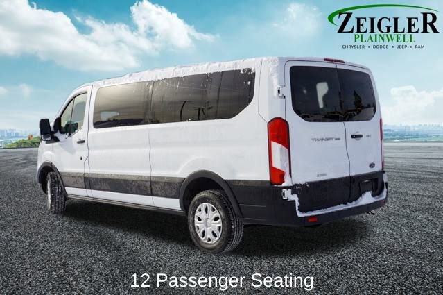 Used 2023 Ford Transit 350 XLT image 2