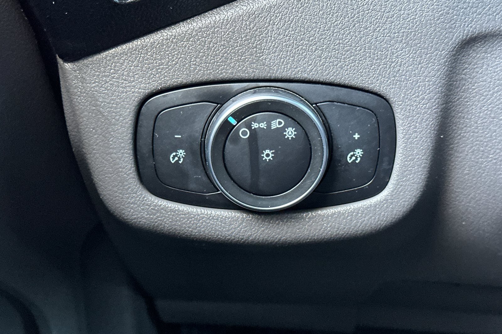 Used 2020 Ford Transit Connect XL FWD image 26
