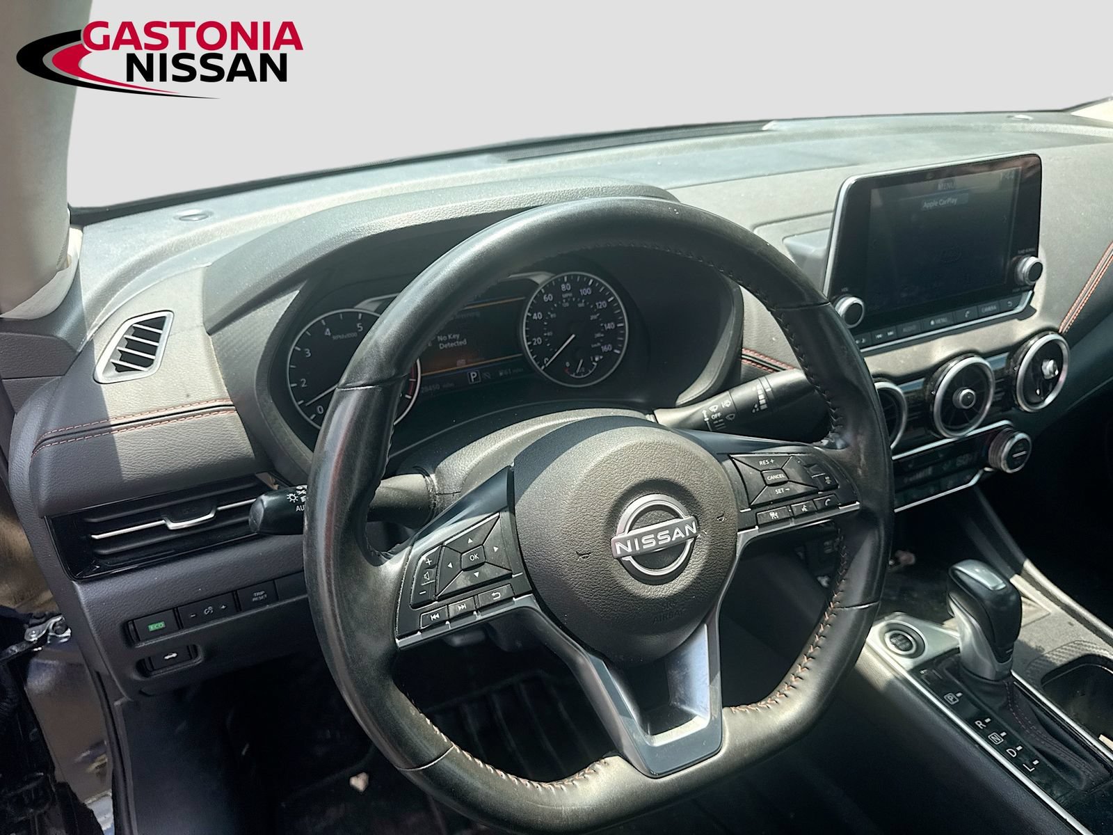 Used 2025 Nissan Sentra SR FWD image 11