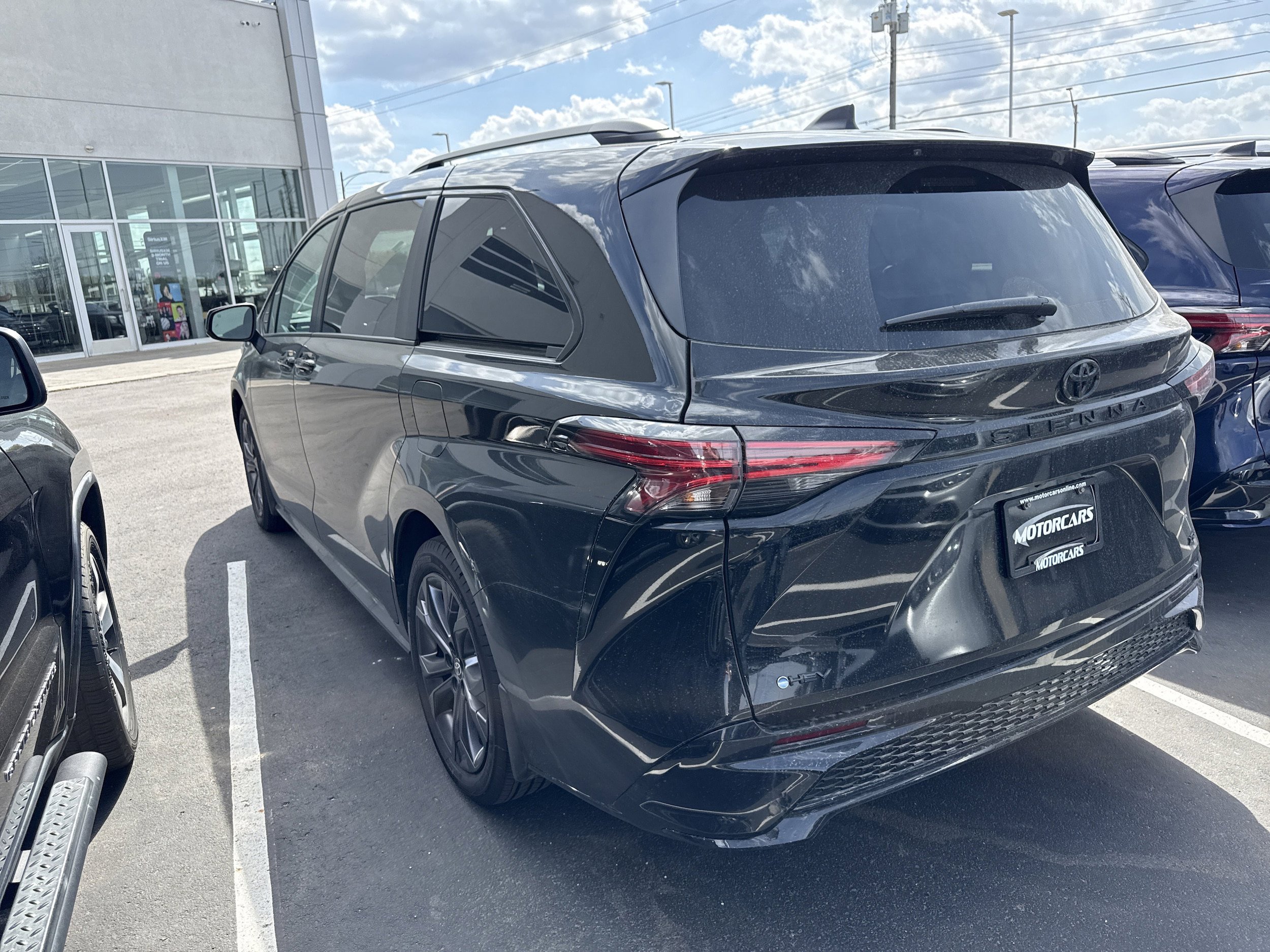 Used 2026 Toyota Sienna XSE AWD/4WD image 6