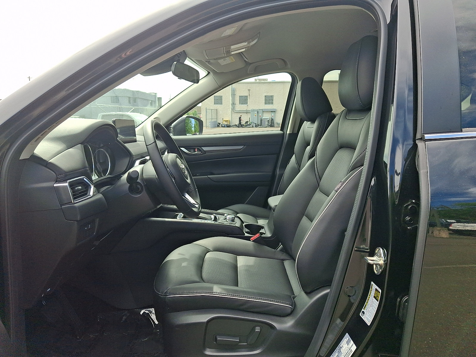 Used 2025 MAZDA CX-5 AWD 2.5 S w/ Select Package image 13