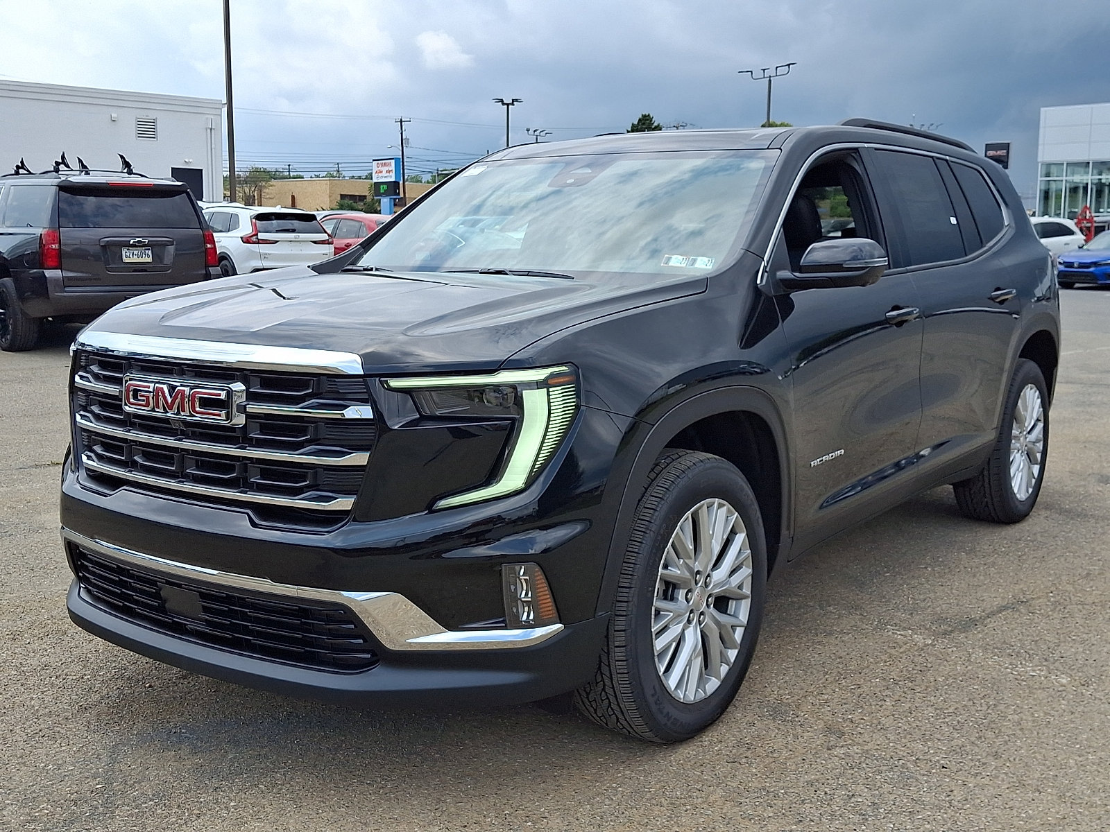 New 2026 GMC Acadia Elevation w/ Elevation Premium Package AWD/4WD image 2