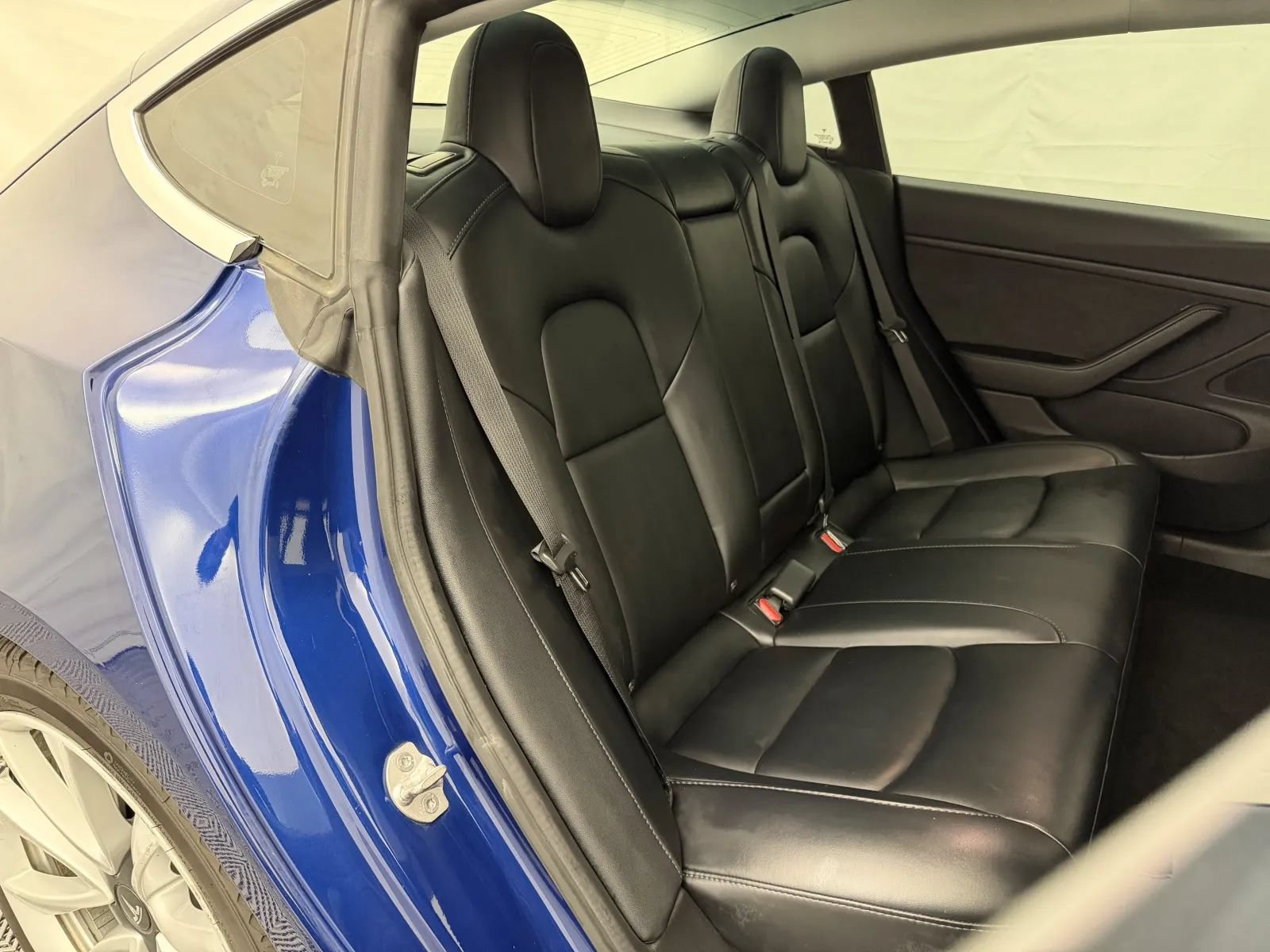 Used 2020 Tesla Model 3 Long Range AWD/4WD image 33