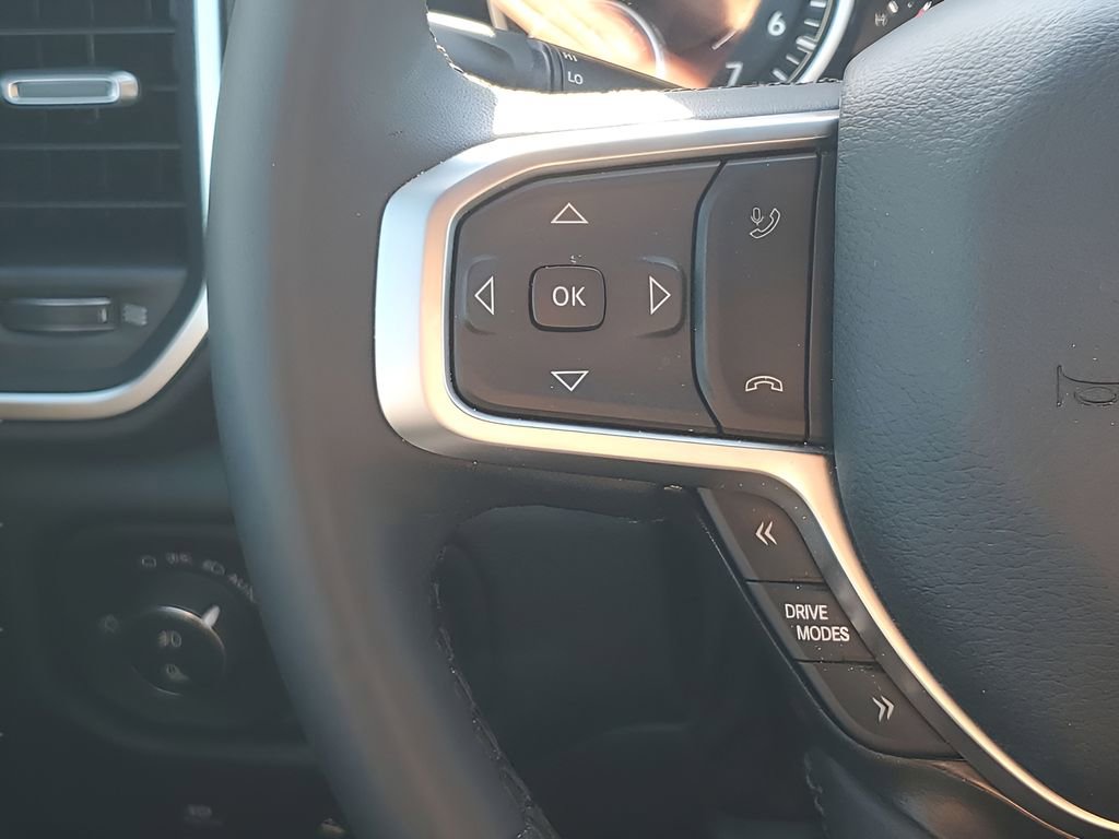 Used 2025 RAM 1500 Big Horn image 35