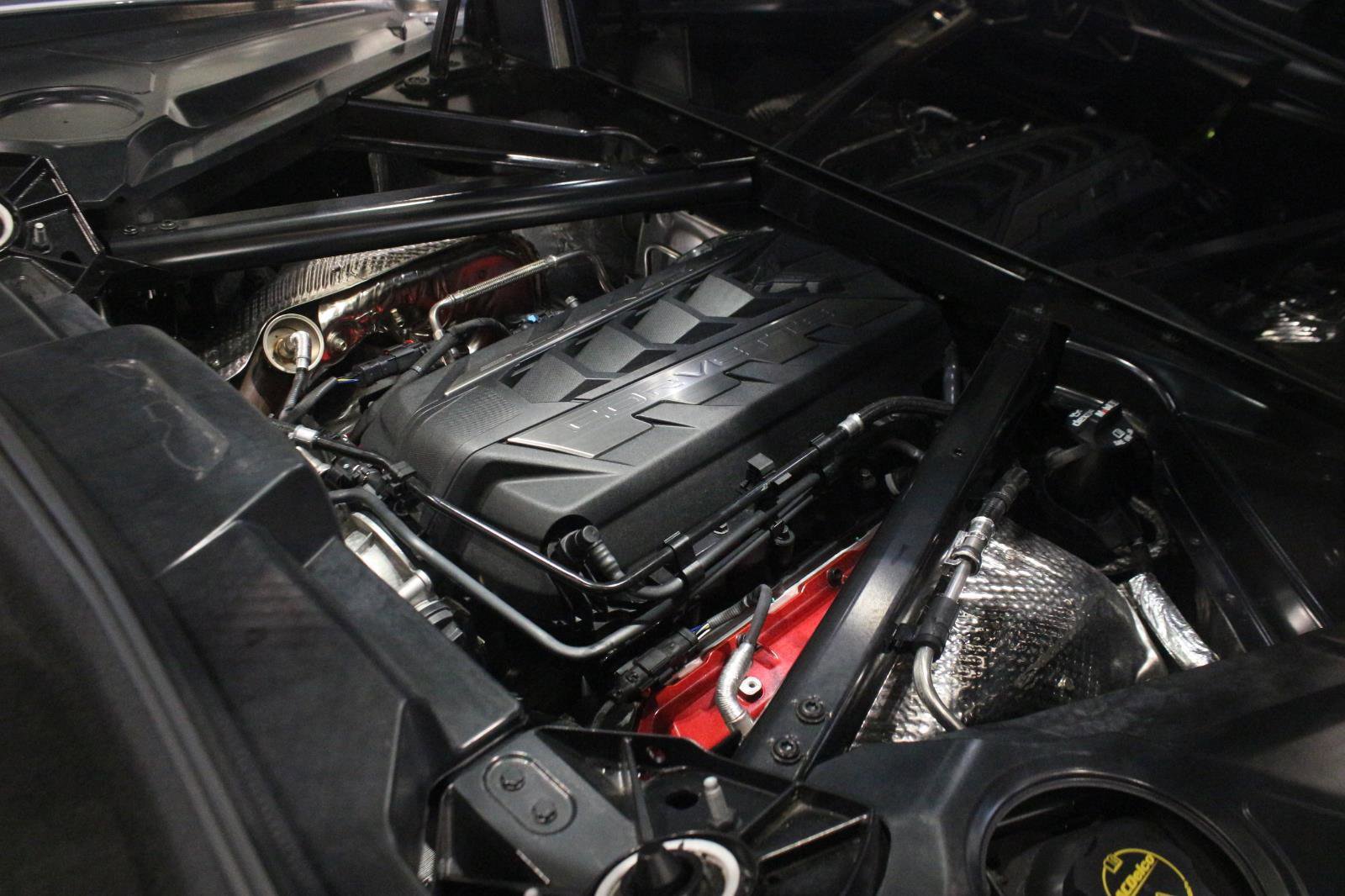 Used 2025 Chevrolet Corvette Stingray Coupe w/ Battery Protection Package image 11