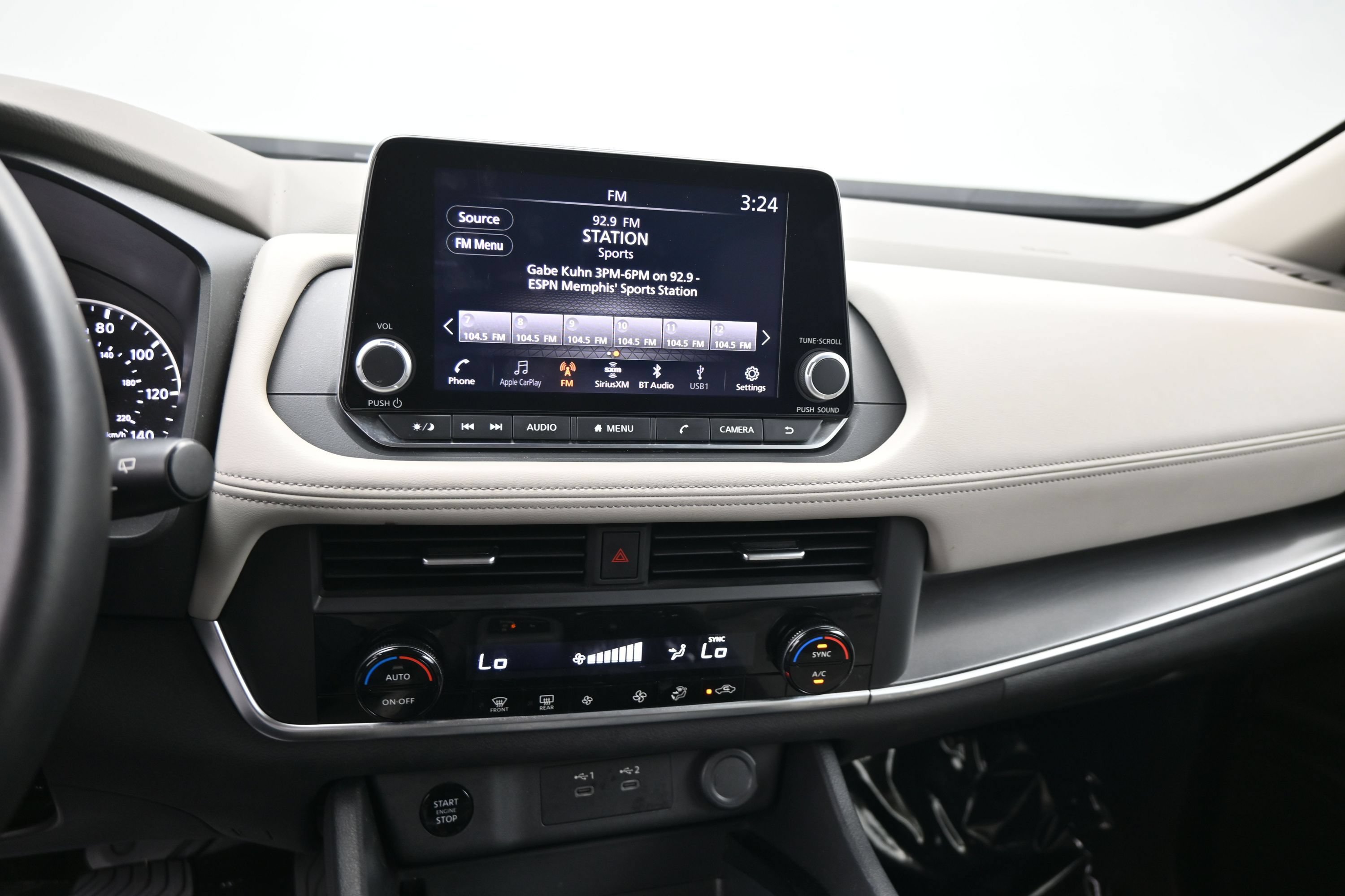 Used 2025 Nissan Rogue SV FWD image 20
