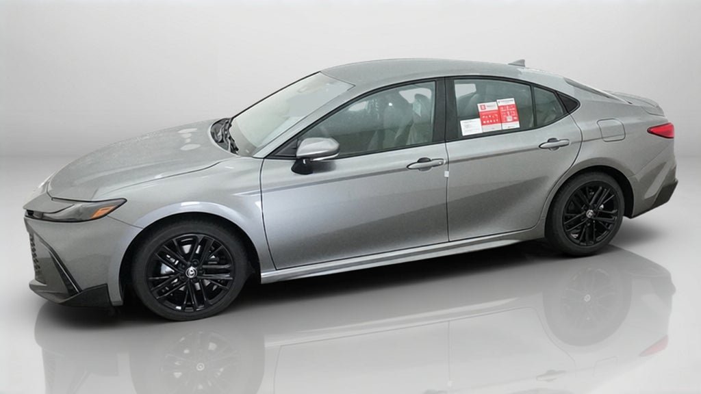 New 2026 Toyota Camry SE FWD image 2