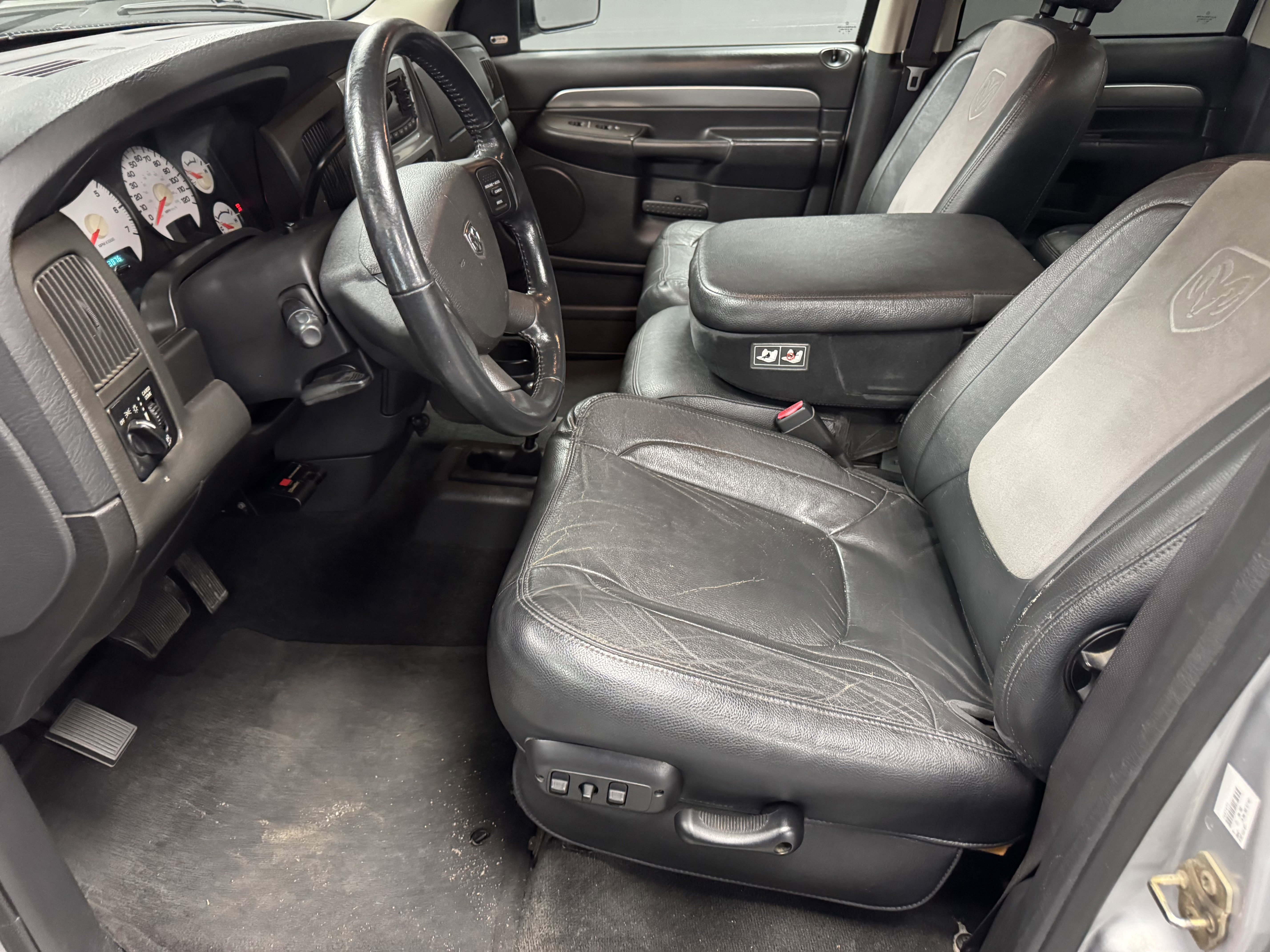 Used 2005 Dodge Ram 1500 Truck SLT image 7