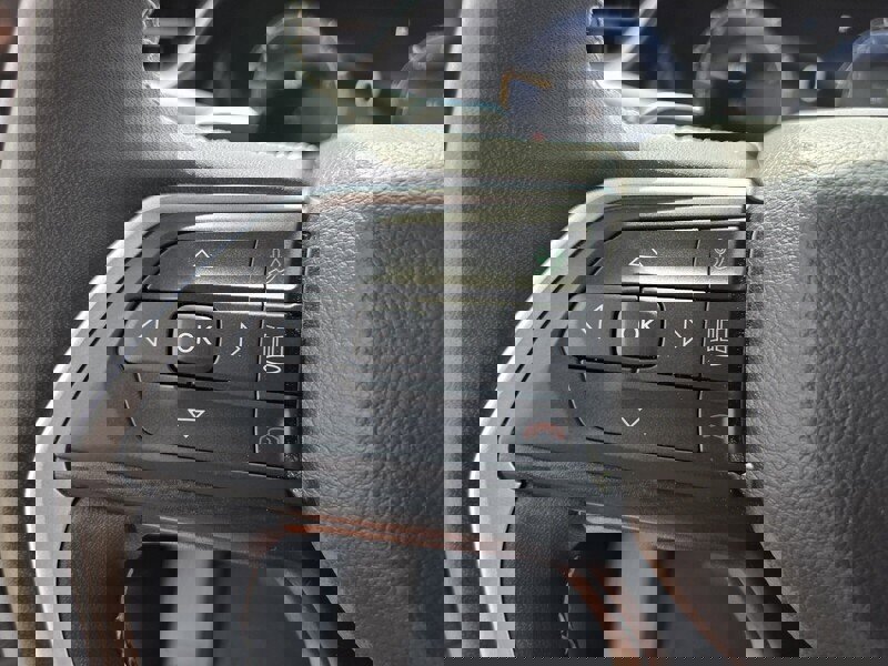 Certified 2023 Jeep Grand Cherokee L Laredo image 23