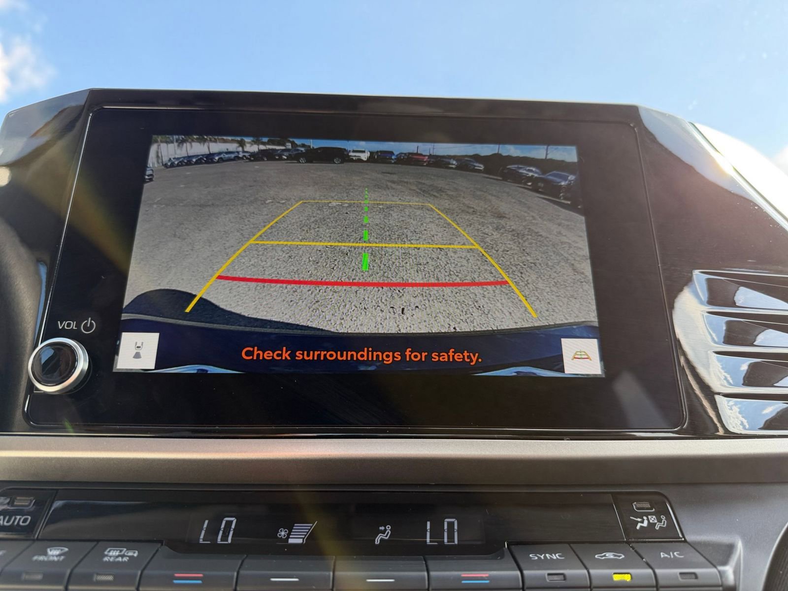 Used 2025 Toyota Camry LE image 17