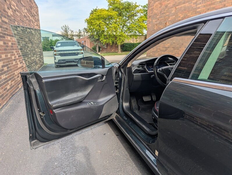 Used 2012 Tesla Model S Signature Performance RWD image 20