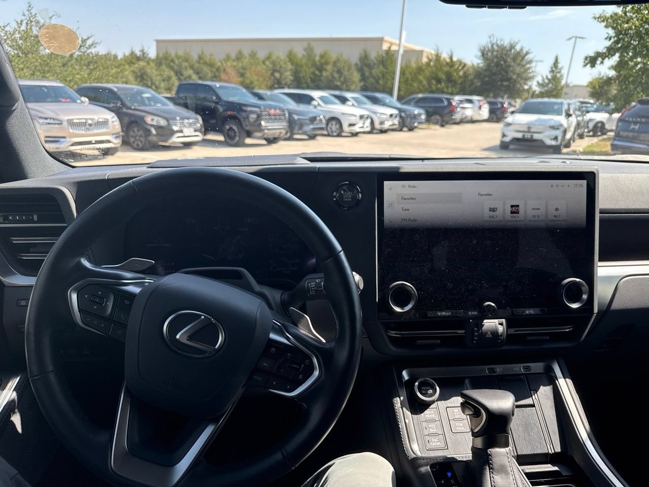 Used 2024 Lexus GX 550 AWD/4WD image 21