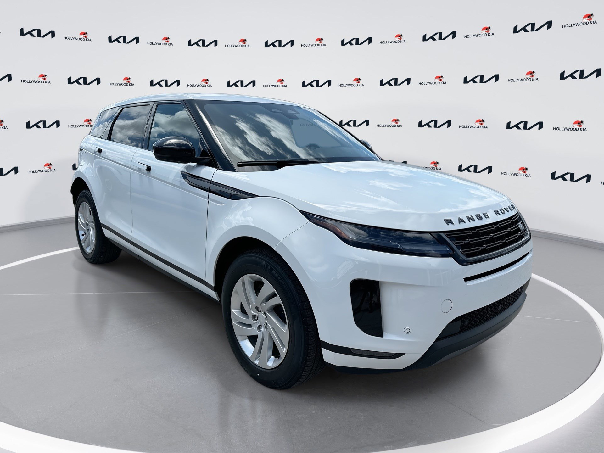 Used 2025 Land Rover Range Rover Evoque S