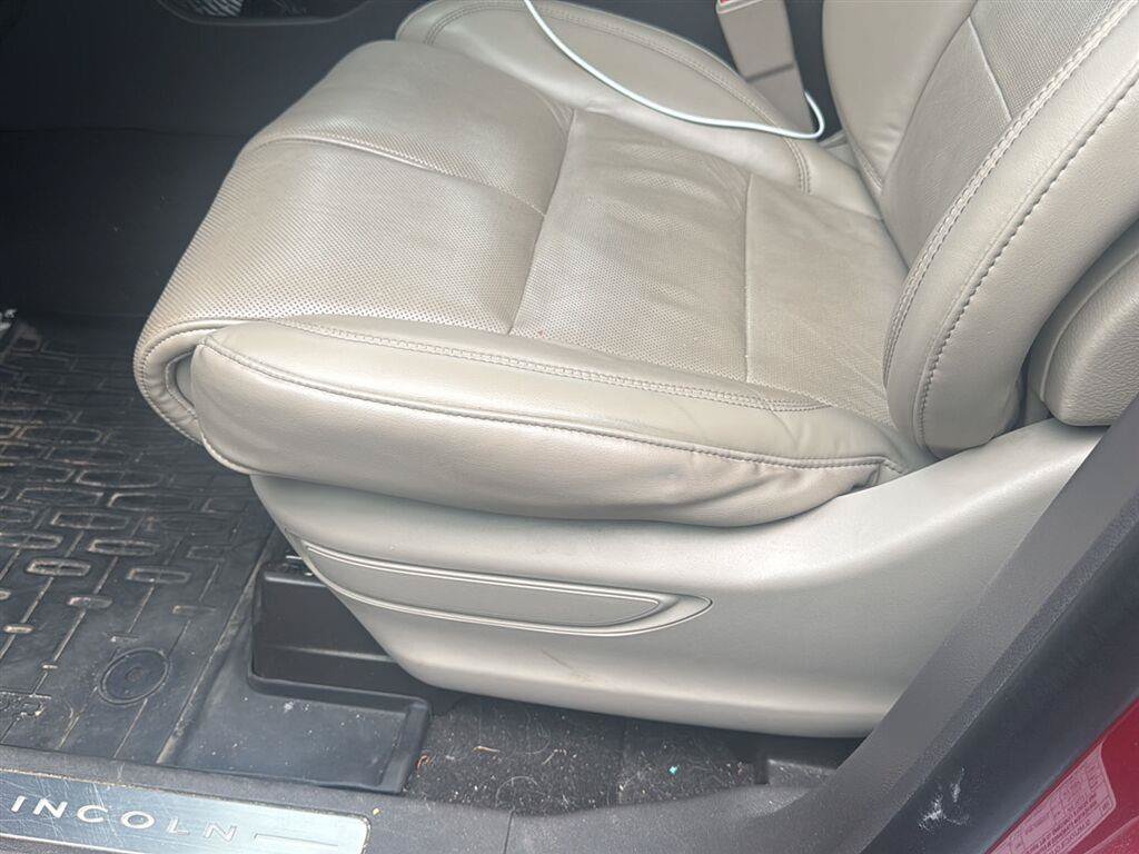 Used 2020 Lincoln Aviator Reserve w/ Equipment Group 202A AWD/4WD image 12