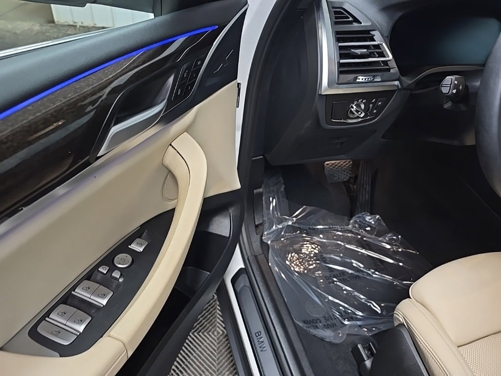 Used 2024 BMW X3 xDrive30i w/ Premium Package image 28