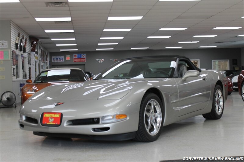 Used 2000 Chevrolet Corvette Convertible w/ Performance Handling Pkg RWD image 1