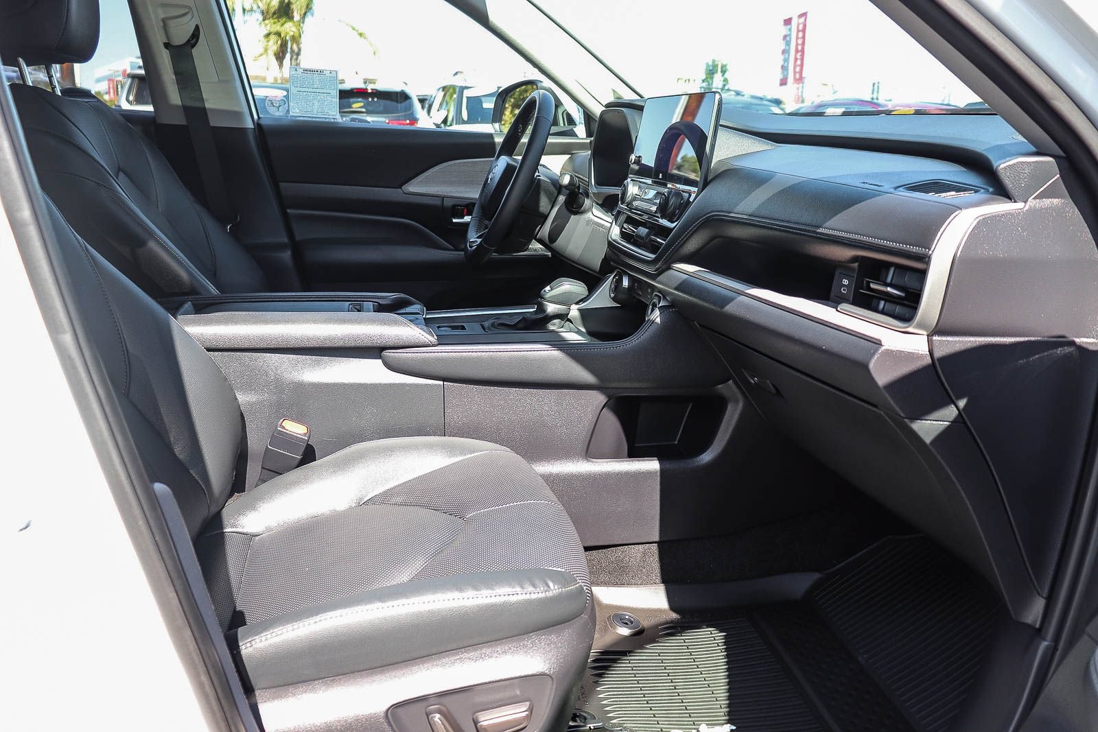Certified 2025 Toyota Grand Highlander AWD Hybrid image 20